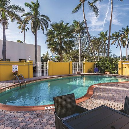 La Quinta Inn By Wyndham Jupiter Exterior photo