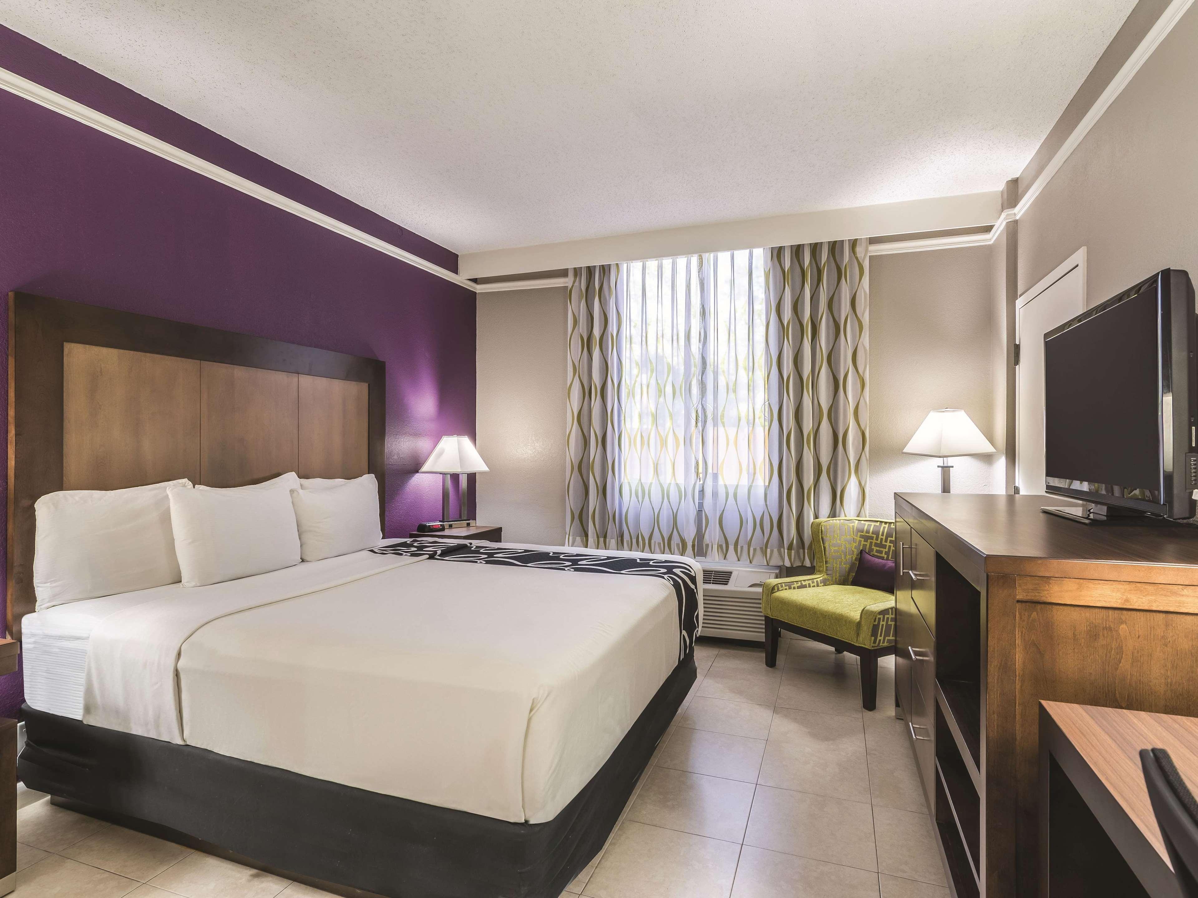 La Quinta Inn By Wyndham Jupiter Exterior photo