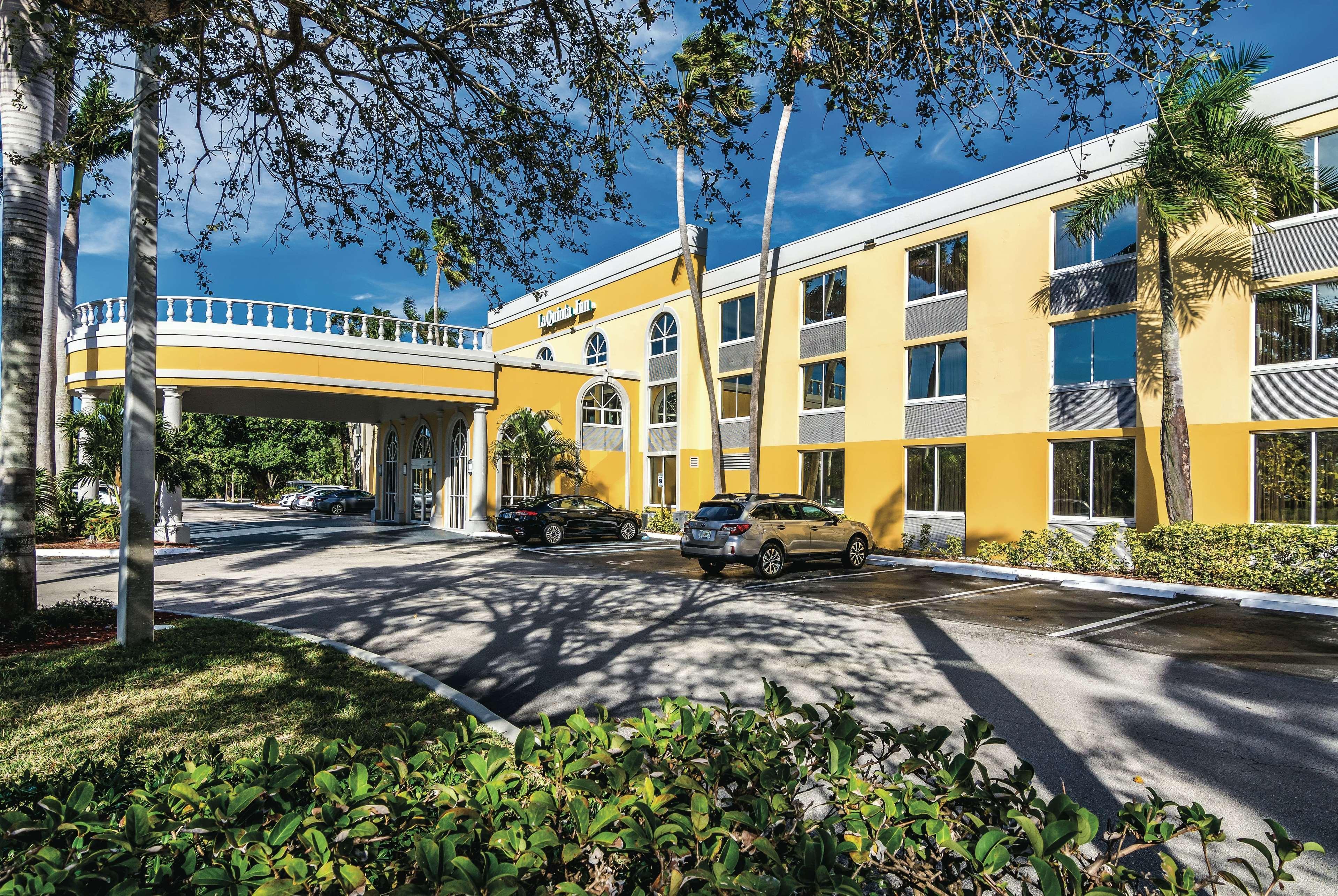 La Quinta Inn By Wyndham Jupiter Exterior photo